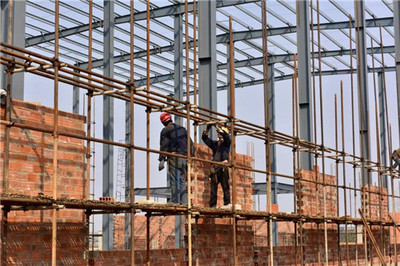 康美來余春富董事長視察云湶谷股份投資項目建設工程，強調高質量推進項目進展